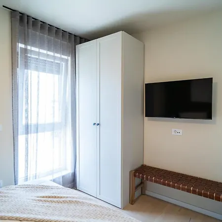 California By Belmont Realty * Zadar