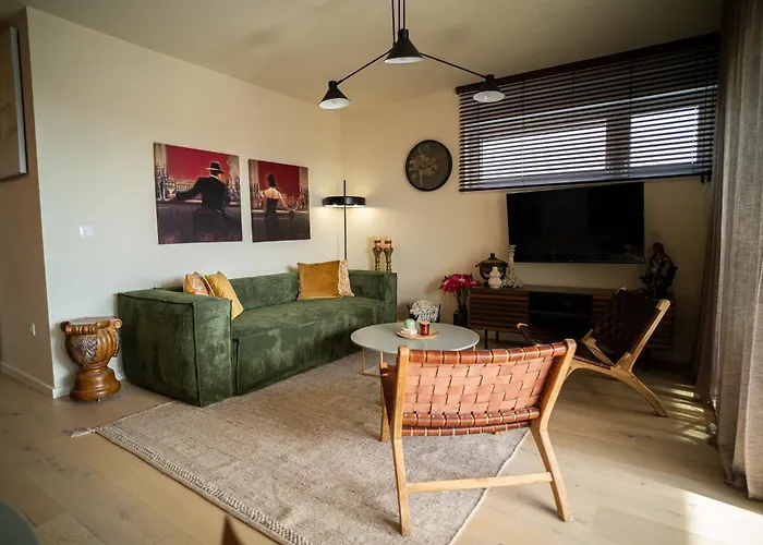 California By Belmont Realty Zadar