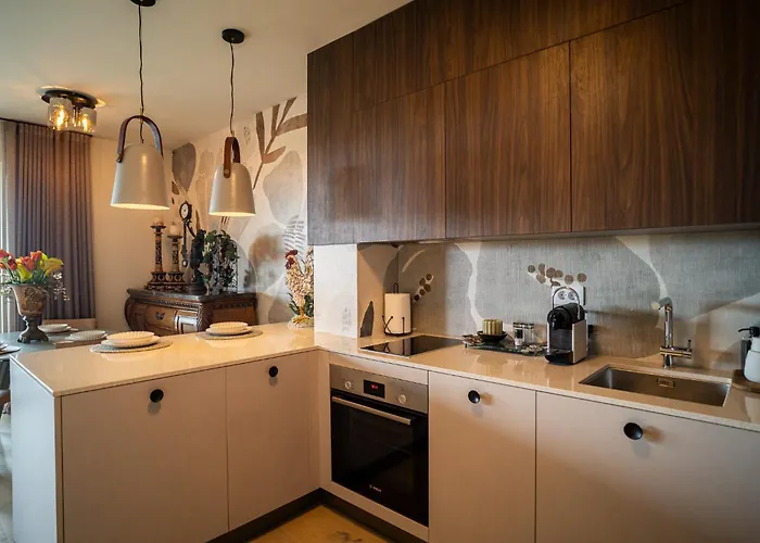 California By Belmont Realty Zadar